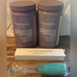 Nutriplus by Farmasi Meal Replacement Shake Set with Hand Mixer all new